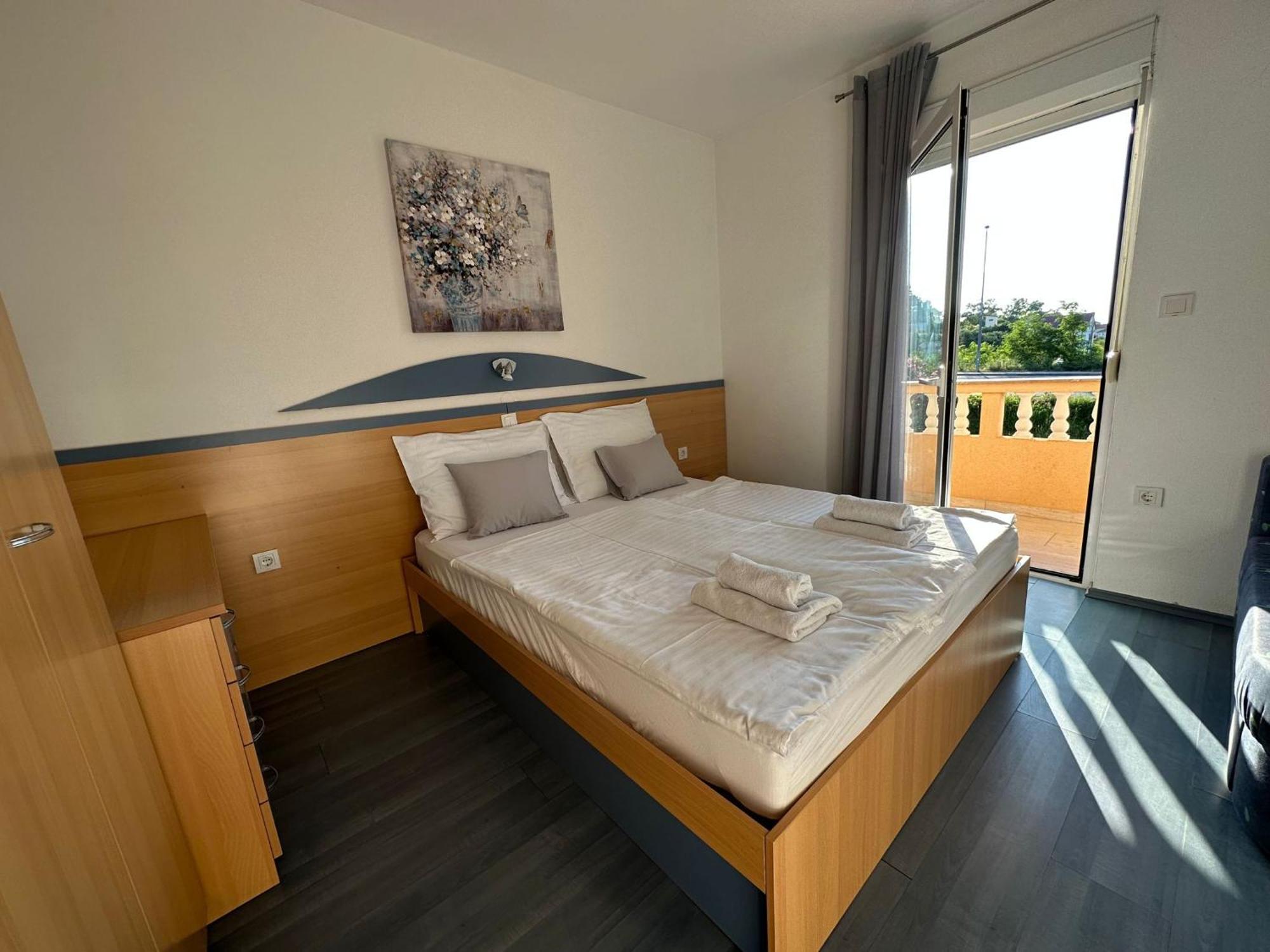 Apartman Stela Rab Town Exterior foto