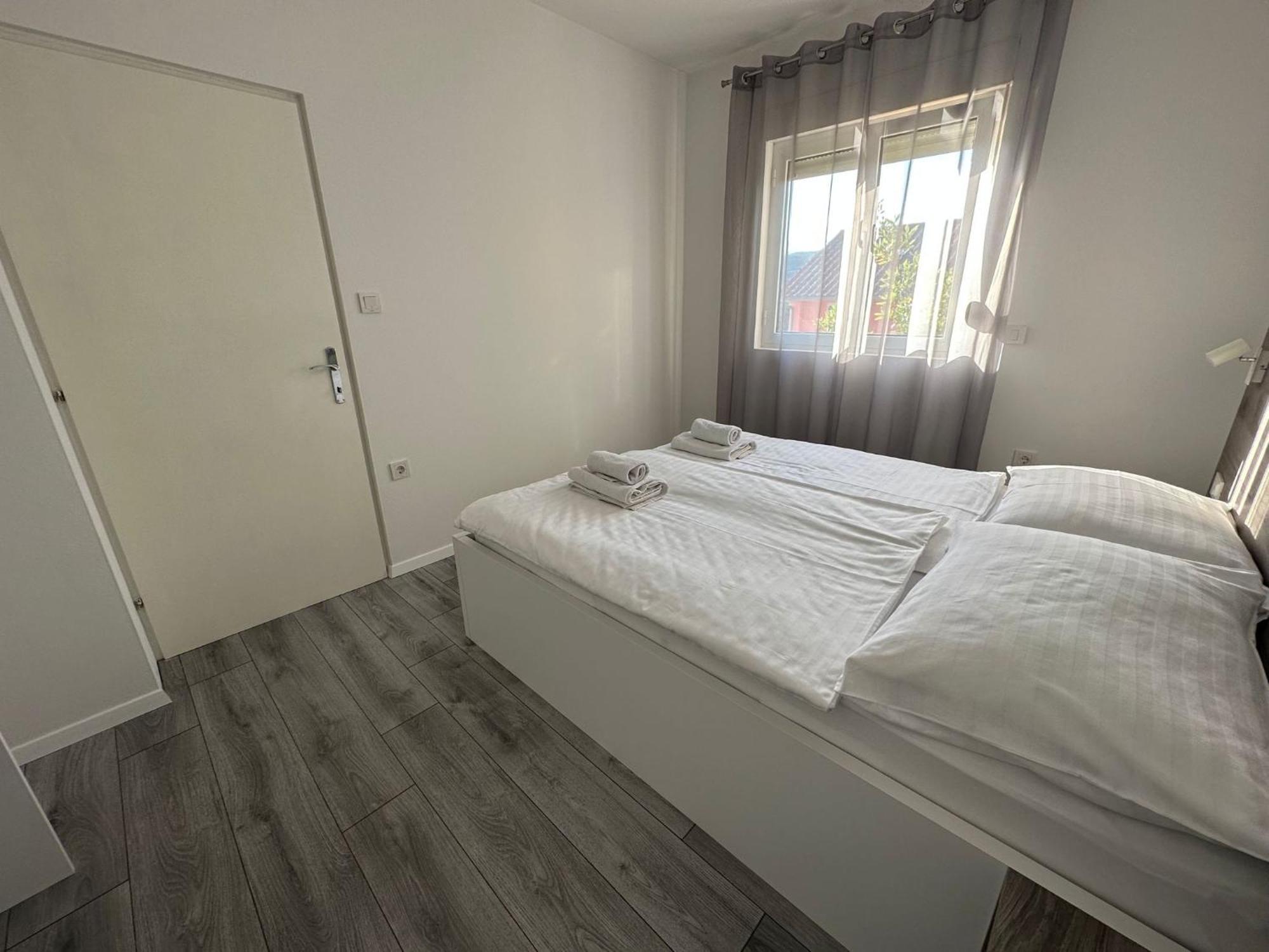 Apartman Stela Rab Town Exterior foto